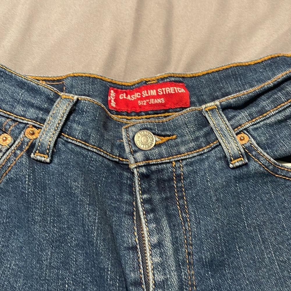 Levi’s - Picture 2 of 7